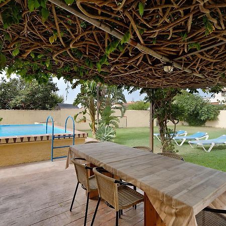 Campo Del Abuelo Villa Chiclana de la Frontera Bagian luar foto